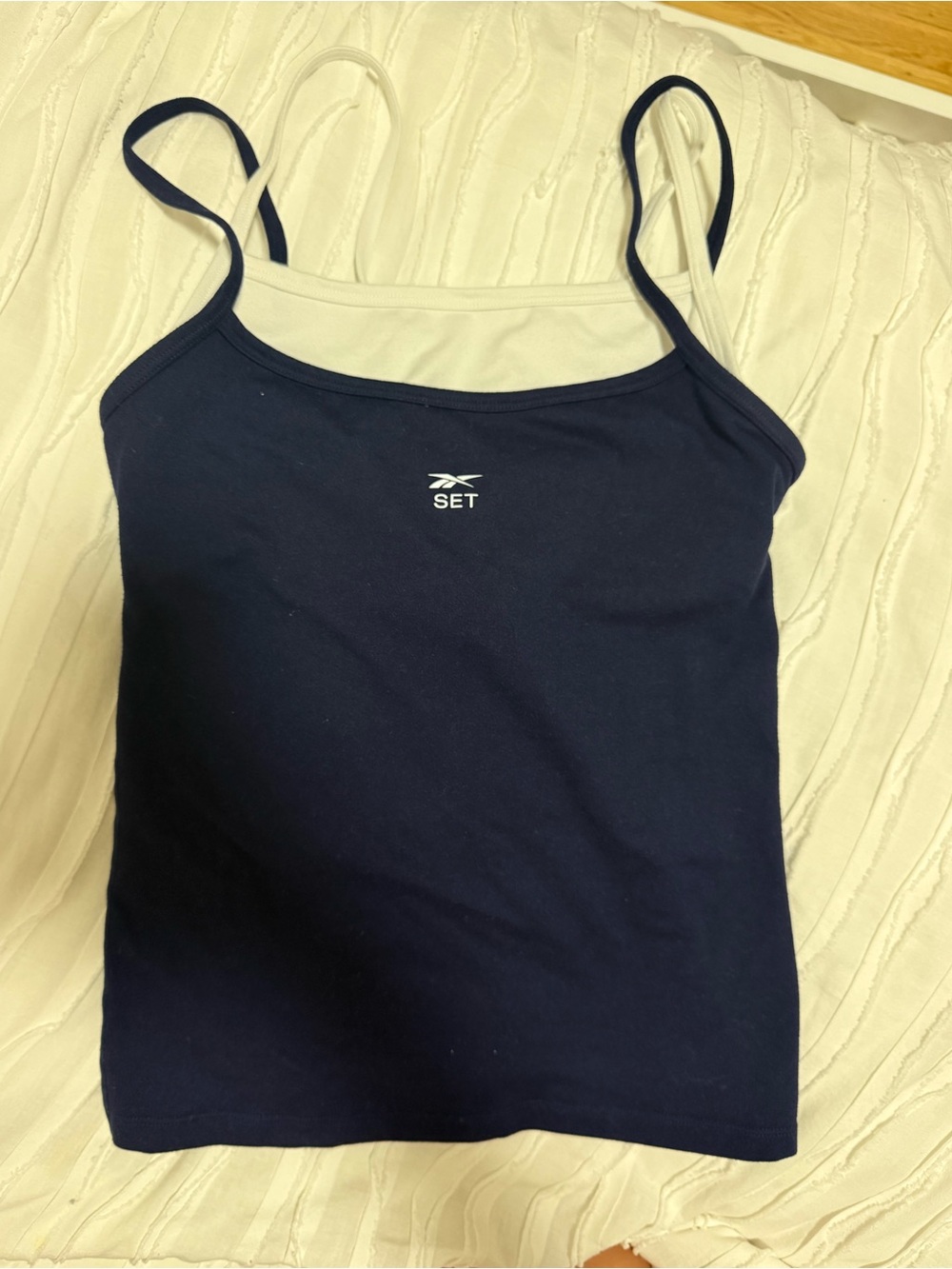 Formcloud Set x Reebok Tank - Picture 2 of 4